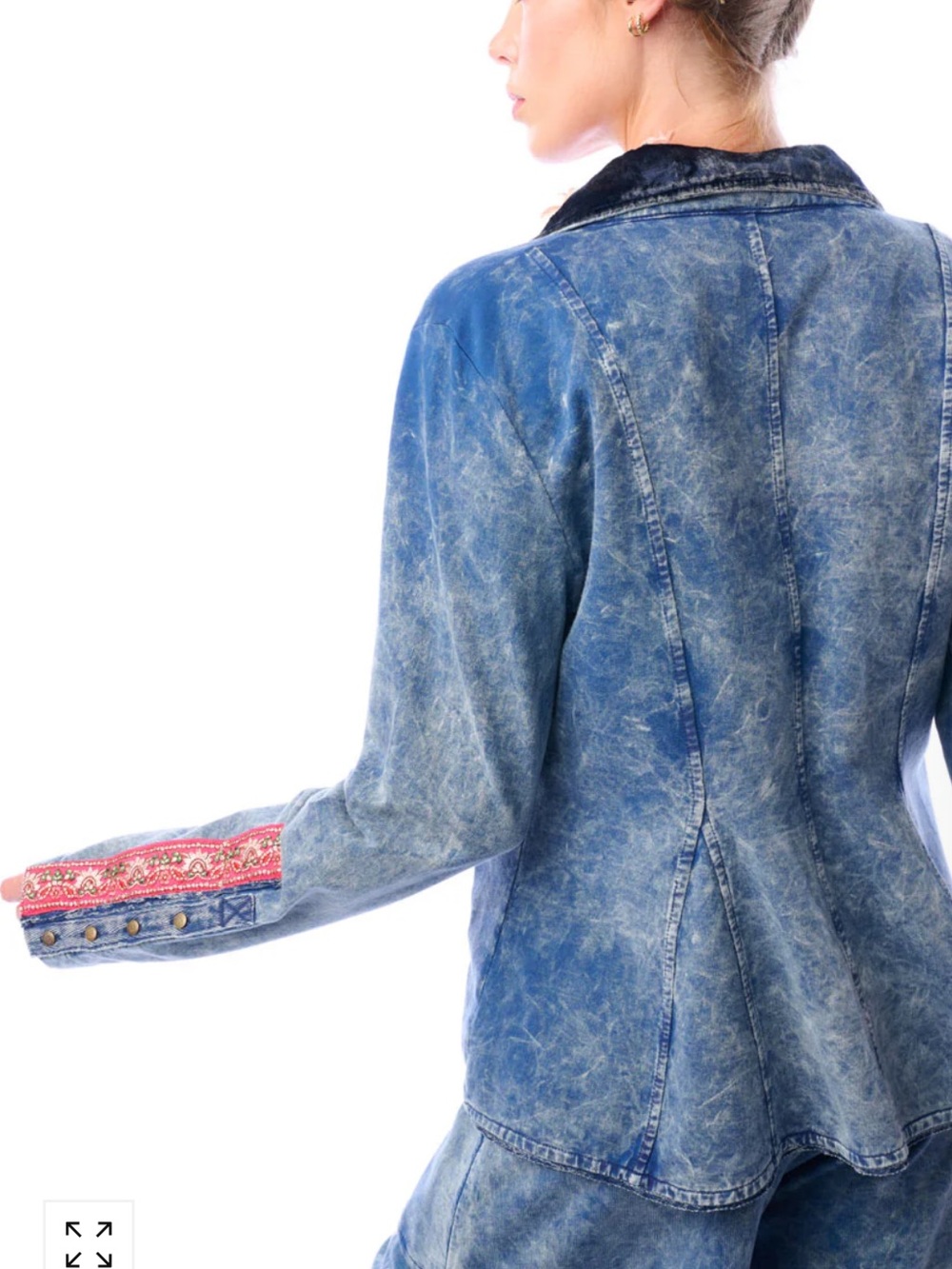 F987. NWT Aratta COLONEL JACKET Washed Denim  with Embroidered Cuff Detail $218 - Picture 3 of 7